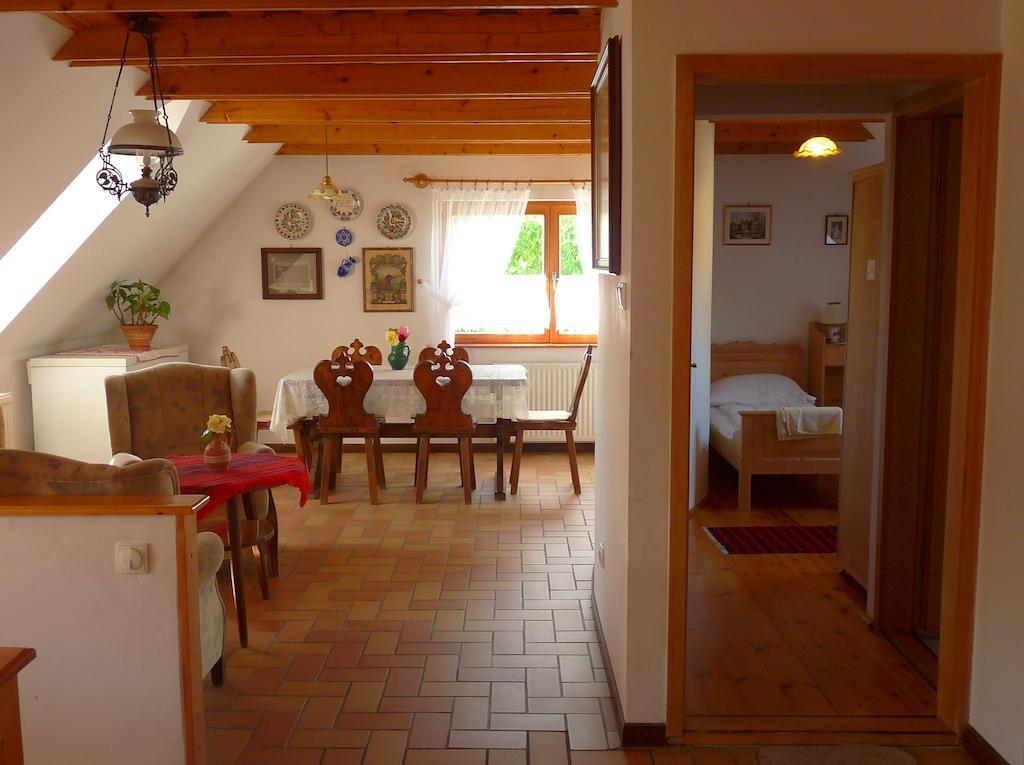 טיהאני Aranyhaz Apartmanszallas מראה חיצוני תמונה